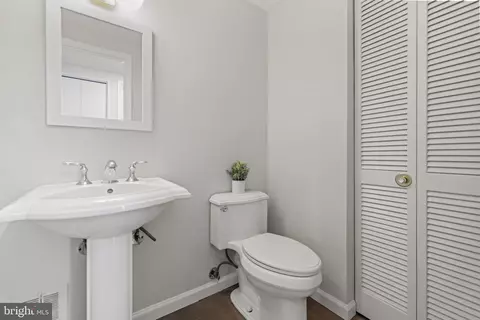 Bath - 14801 Cobblestone Dr, Silver Spring, MD 20905 photo 5 of 5
