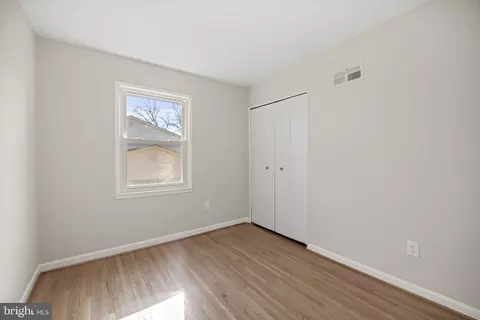 Bedroom - 14801 Cobblestone Dr, Silver Spring, MD 20905 photo 4 of 5