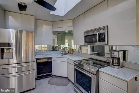 Kitchen - 14819 Harold Rd, Silver Spring, MD 20905 photo 2 of 3