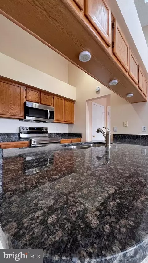 Kitchen - 2802 Clear Shot Dr #12-36, Silver Spring, MD 20906 photo 6 of 8