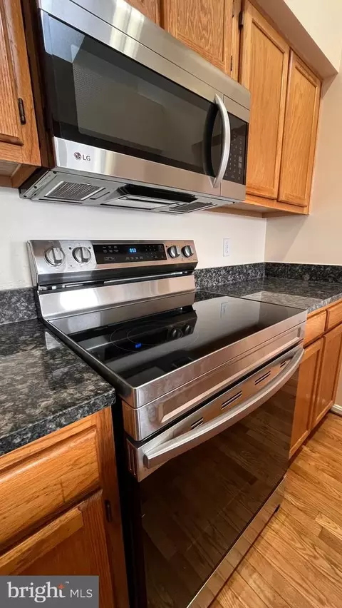 Kitchen - 2802 Clear Shot Dr #12-36, Silver Spring, MD 20906 photo 4 of 8