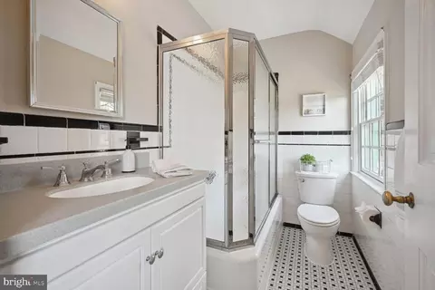 Bath - 315 Ellsworth Dr, Silver Spring, MD 20910 photo 3 of 3