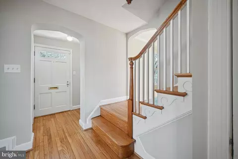 Entry Way - 315 Ellsworth Dr, Silver Spring, MD 20910 photo 1 of 1