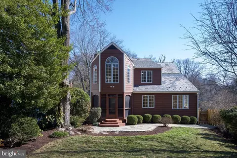 Exterior - 315 Ellsworth Dr, Silver Spring, MD 20910 photo 18 of 21