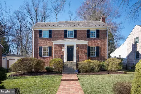 Exterior - 315 Ellsworth Dr, Silver Spring, MD 20910 photo 2 of 21