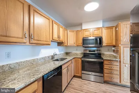 Kitchen - 3240 Gleneagles Dr #102-1, Silver Spring, MD 20906 photo 2 of 5