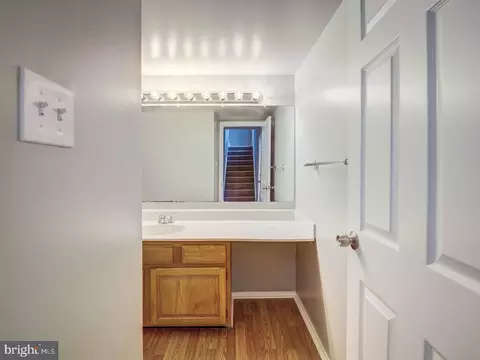 14556 Macbeth Dr, Silver Spring, MD 20906 photo 5