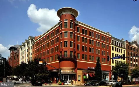 38 Maryland Ave #416, Rockville, MD 20850