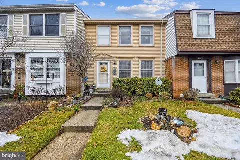 7611 Quincewood Ct, Derwood, MD 20855
