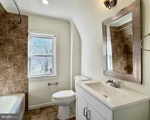 305 Dearborn Ave, Silver Spring, MD 20901 photo 23