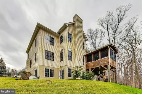 Exterior - 204 Quaint Acres Dr, Silver Spring, MD 20904 photo 12 of 17