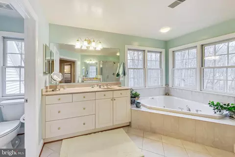 Bath - 204 Quaint Acres Dr, Silver Spring, MD 20904 photo 3 of 9