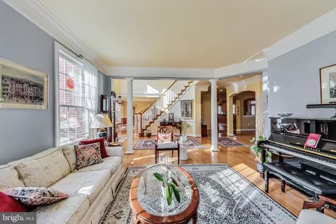 Living - 204 Quaint Acres Dr, Silver Spring, MD 20904 photo 3 of 13