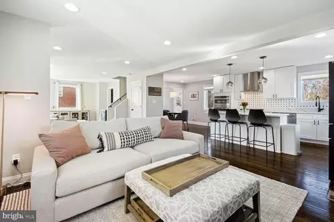 Living - 11534 Soward Dr, Silver Spring, MD 20902 photo 2 of 4
