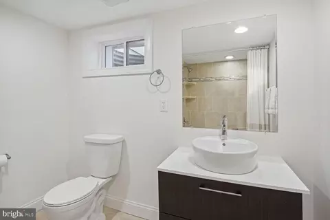 Bath - 11534 Soward Dr, Silver Spring, MD 20902 photo 5 of 5