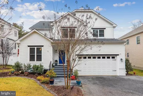 18613 Strawberry Knoll Rd, Gaithersburg, MD 20879