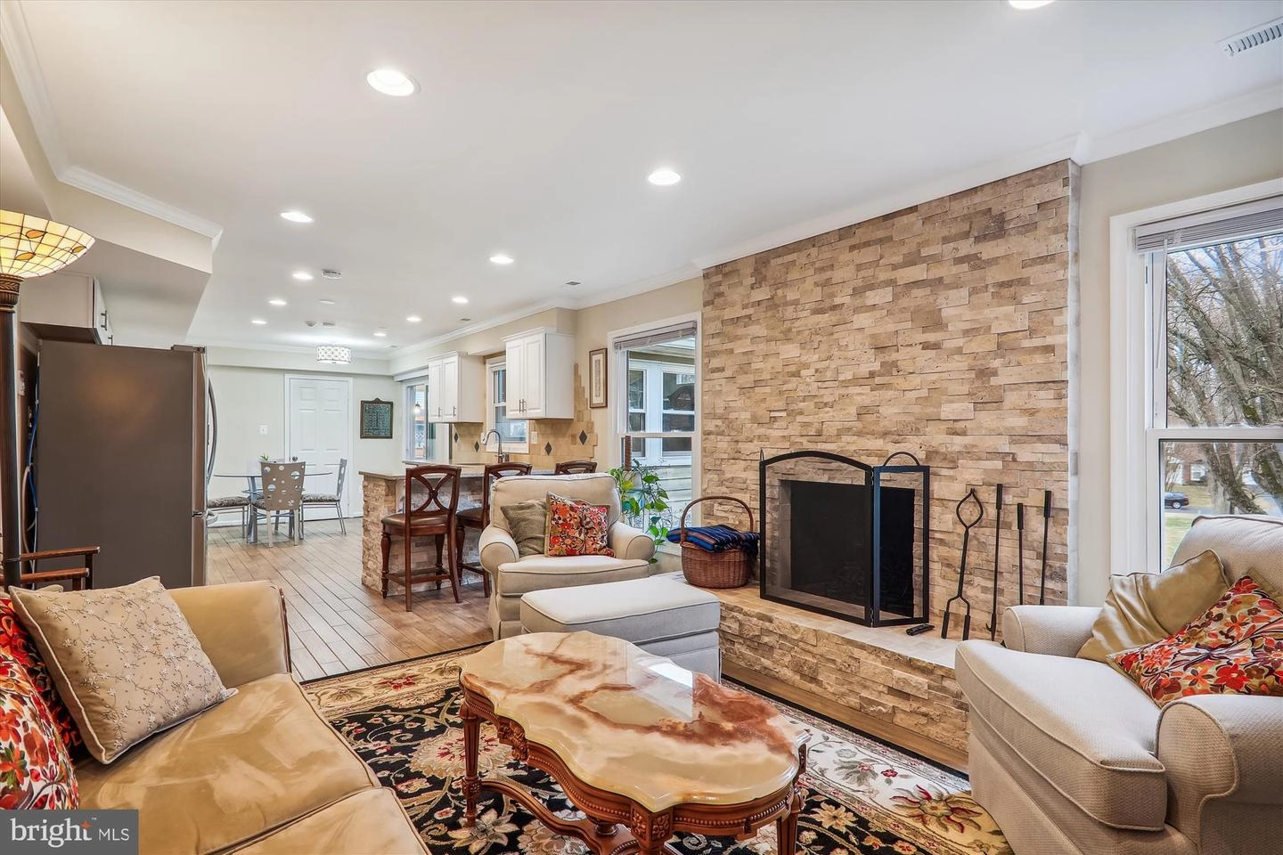 Living - 2804 Hewitt Ave, Silver Spring, MD 20906 photo 2 of 4
