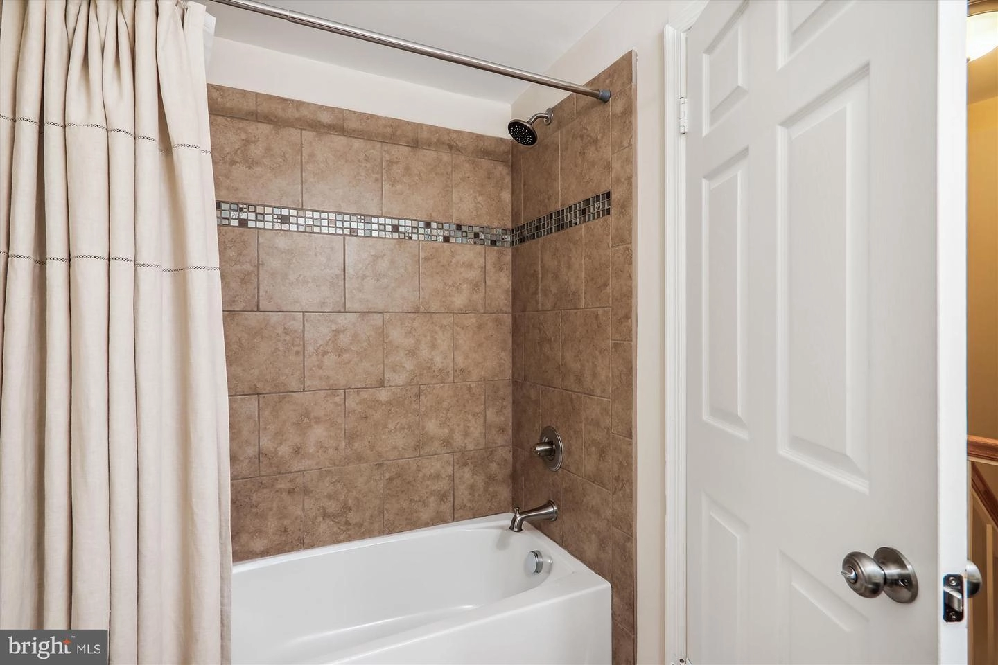 Bath - 2804 Hewitt Ave, Silver Spring, MD 20906 photo 5 of 5