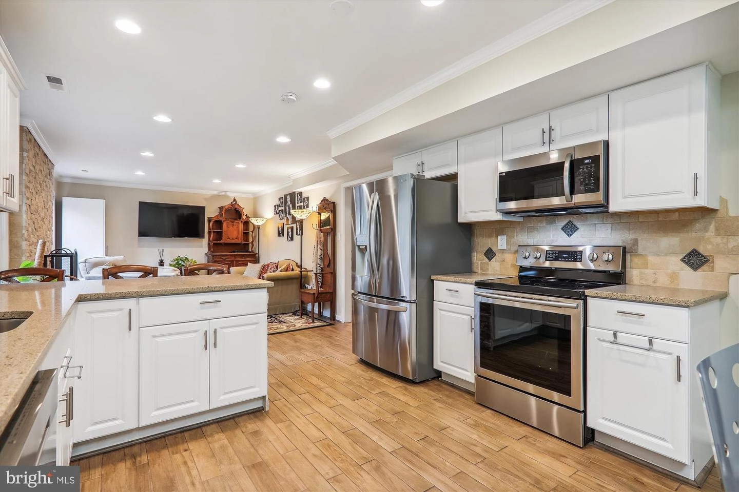Kitchen - 2804 Hewitt Ave, Silver Spring, MD 20906 photo 2 of 2
