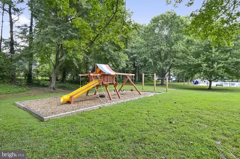 Exterior - 2804 Hewitt Ave, Silver Spring, MD 20906 photo 7 of 8
