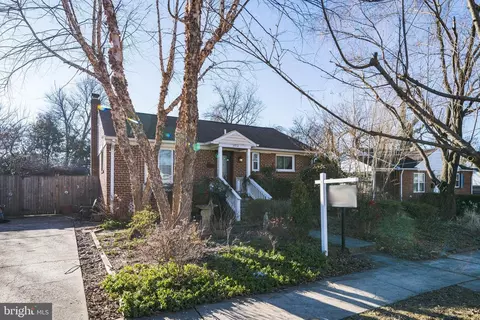 3514 Farthing Dr, Silver Spring, MD 20906