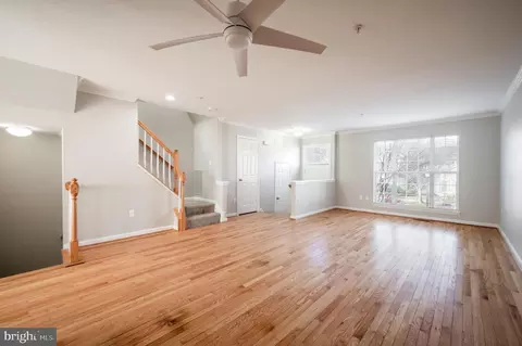 15136 Deer Valley Ter, Silver Spring, MD 20906 photo 2