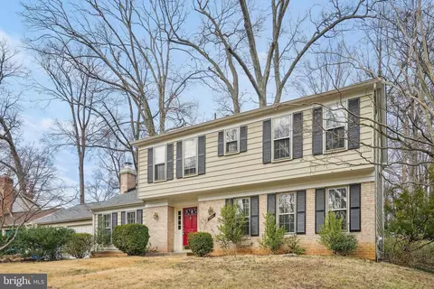 7805 Ivymount Ter, Potomac, MD 20854