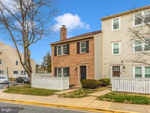 11349 Appledowre Way #313, Germantown, MD 20876