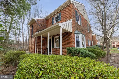 7610 Coddle Harbor Ln, Potomac, MD 20854