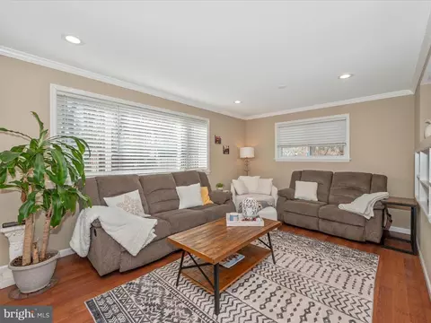 Living - 13206 Bluhill Rd, Silver Spring, MD 20906 photo 8 of 13