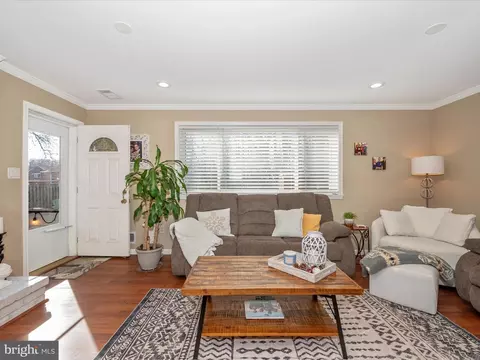 Living - 13206 Bluhill Rd, Silver Spring, MD 20906 photo 7 of 13