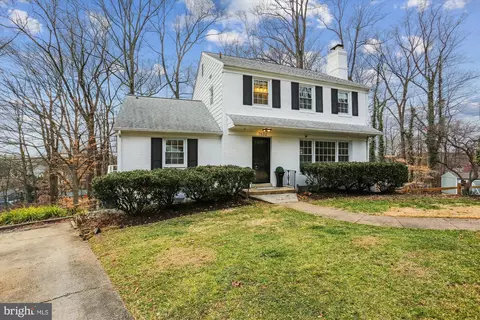 7832 Fulbright Ct, Bethesda, MD 20817