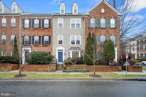 607 Gatestone St, Gaithersburg, MD 20878