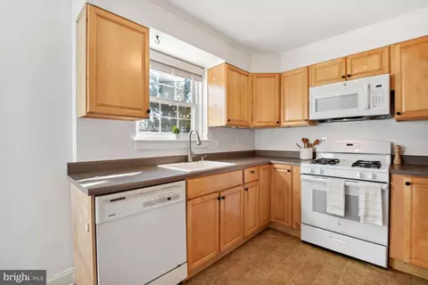 Kitchen - 10005 Portland Rd, Silver Spring, MD 20901 photo 3 of 3