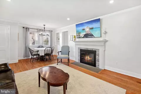 Living - 10005 Portland Rd, Silver Spring, MD 20901 photo 1 of 3