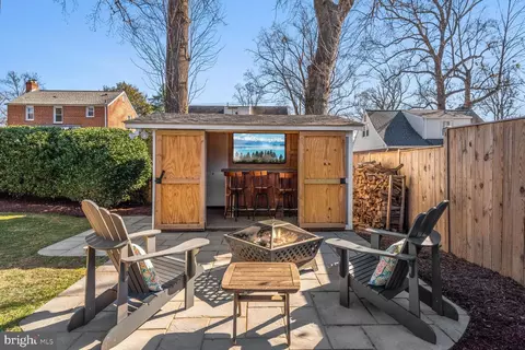 Exterior - 10005 Portland Rd, Silver Spring, MD 20901 photo 10 of 10