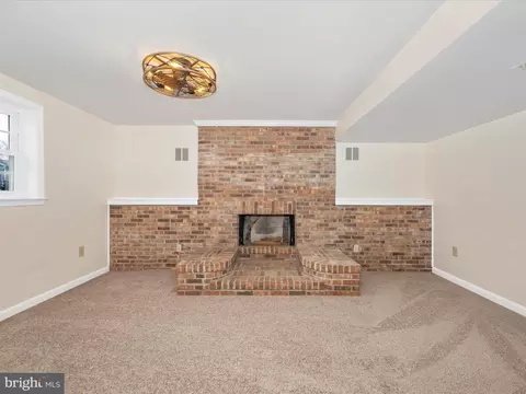 19113 Hempstone Ave, Poolesville, MD 20837 photo 31