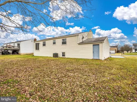 19113 Hempstone Ave, Poolesville, MD 20837 photo 43
