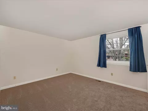 19113 Hempstone Ave, Poolesville, MD 20837 photo 19