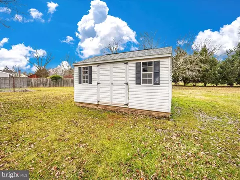 19113 Hempstone Ave, Poolesville, MD 20837 photo 40