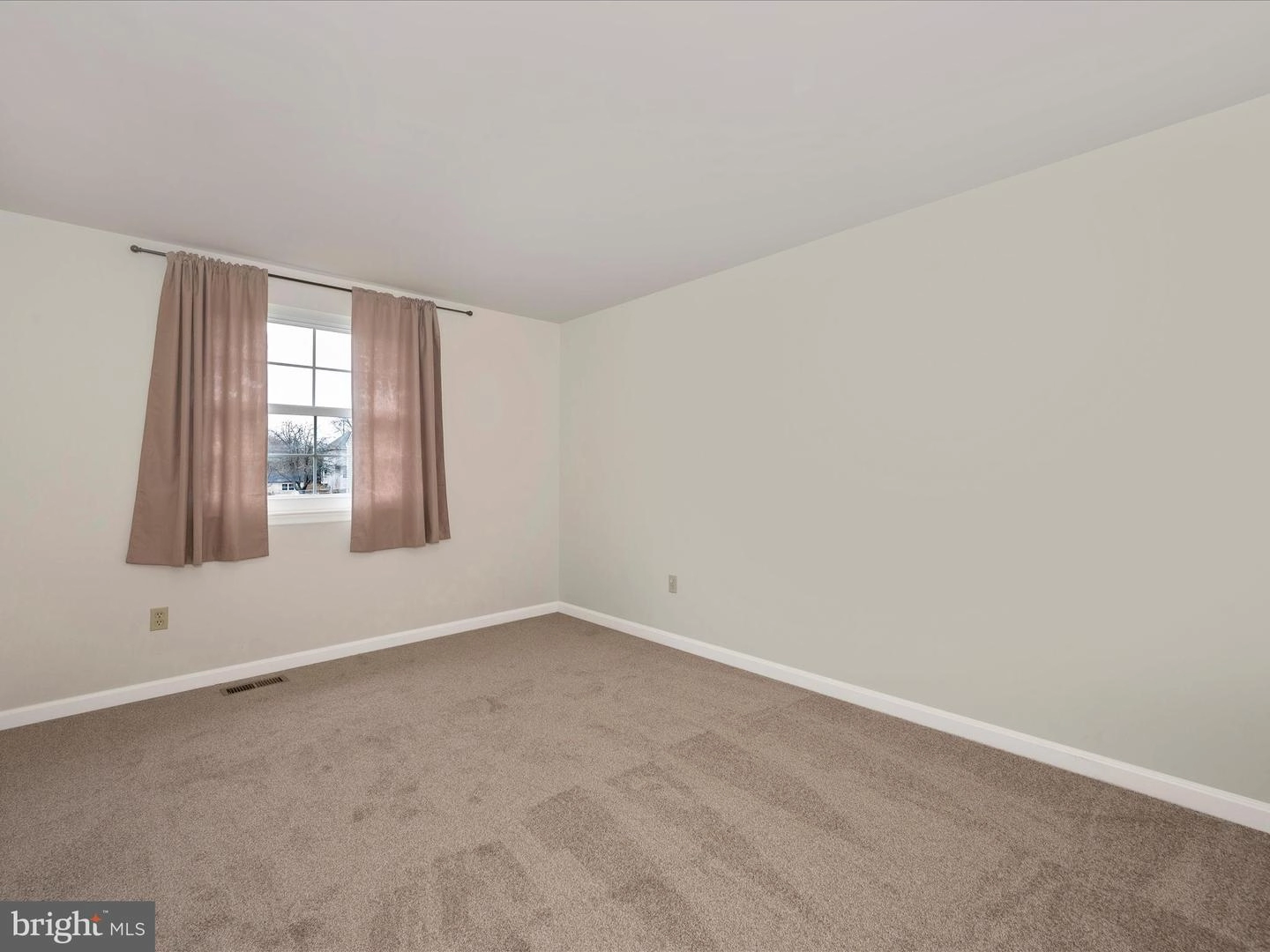19113 Hempstone Ave, Poolesville, MD 20837 photo 22