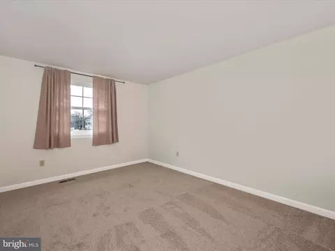19113 Hempstone Ave, Poolesville, MD 20837 photo 22