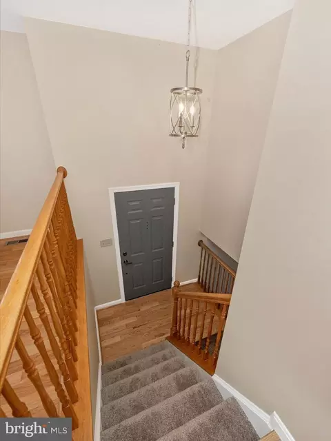 19113 Hempstone Ave, Poolesville, MD 20837 photo 4