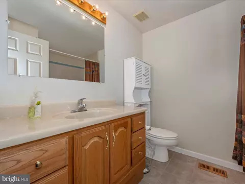 19113 Hempstone Ave, Poolesville, MD 20837 photo 26