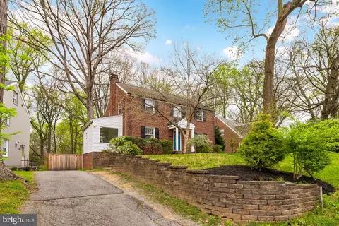 Exterior - 1603 Dale Dr, Silver Spring, MD 20910 photo 2 of 13