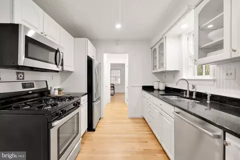 Kitchen - 1603 Dale Dr, Silver Spring, MD 20910 photo 3 of 6