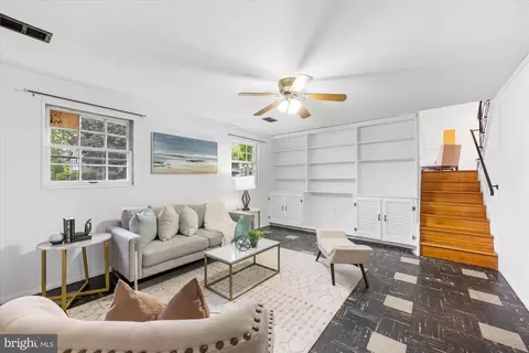 Living - 12503 Barbara Rd, Silver Spring, MD 20906 photo 7 of 8