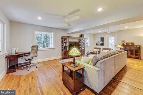 Living - 10134 Greenock Rd, Silver Spring, MD 20901 photo 1 of 6