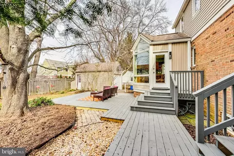 Exterior - 10134 Greenock Rd, Silver Spring, MD 20901 photo 8 of 20