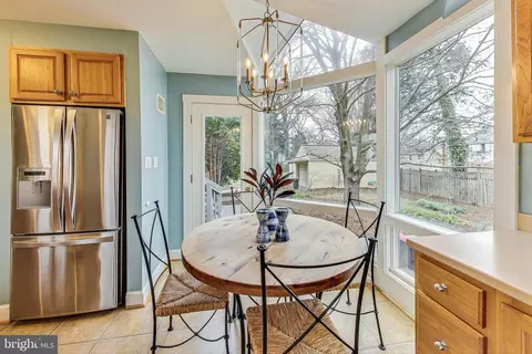 Dining - 10134 Greenock Rd, Silver Spring, MD 20901 photo 4 of 4